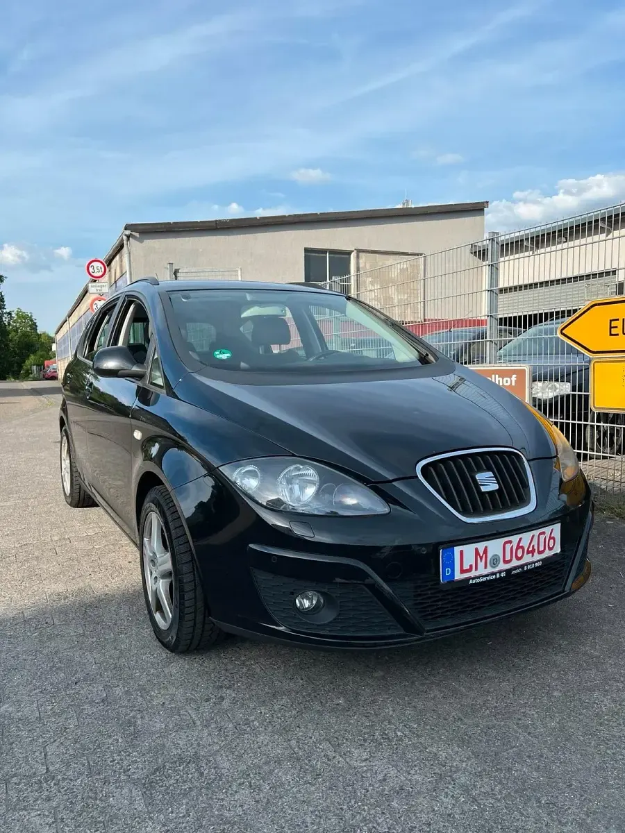 Gebraucht Seat Altea XL 125 PS (91 kW) 2015 Schwarz Van / Kleinbus
