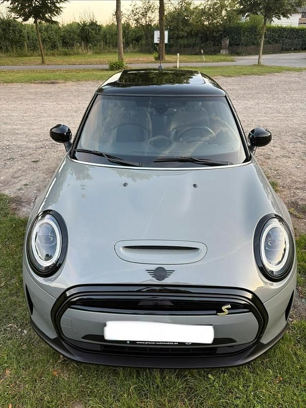 Second-hand Mini Cooper SE 135 kW (184 CP) 2022 Gri Hatchback