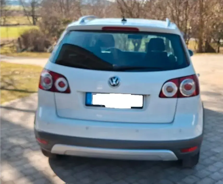 Gebraucht VW Golf Plus Cross 122 PS (89 kW) 2010 Weiß Van / Kleinbus