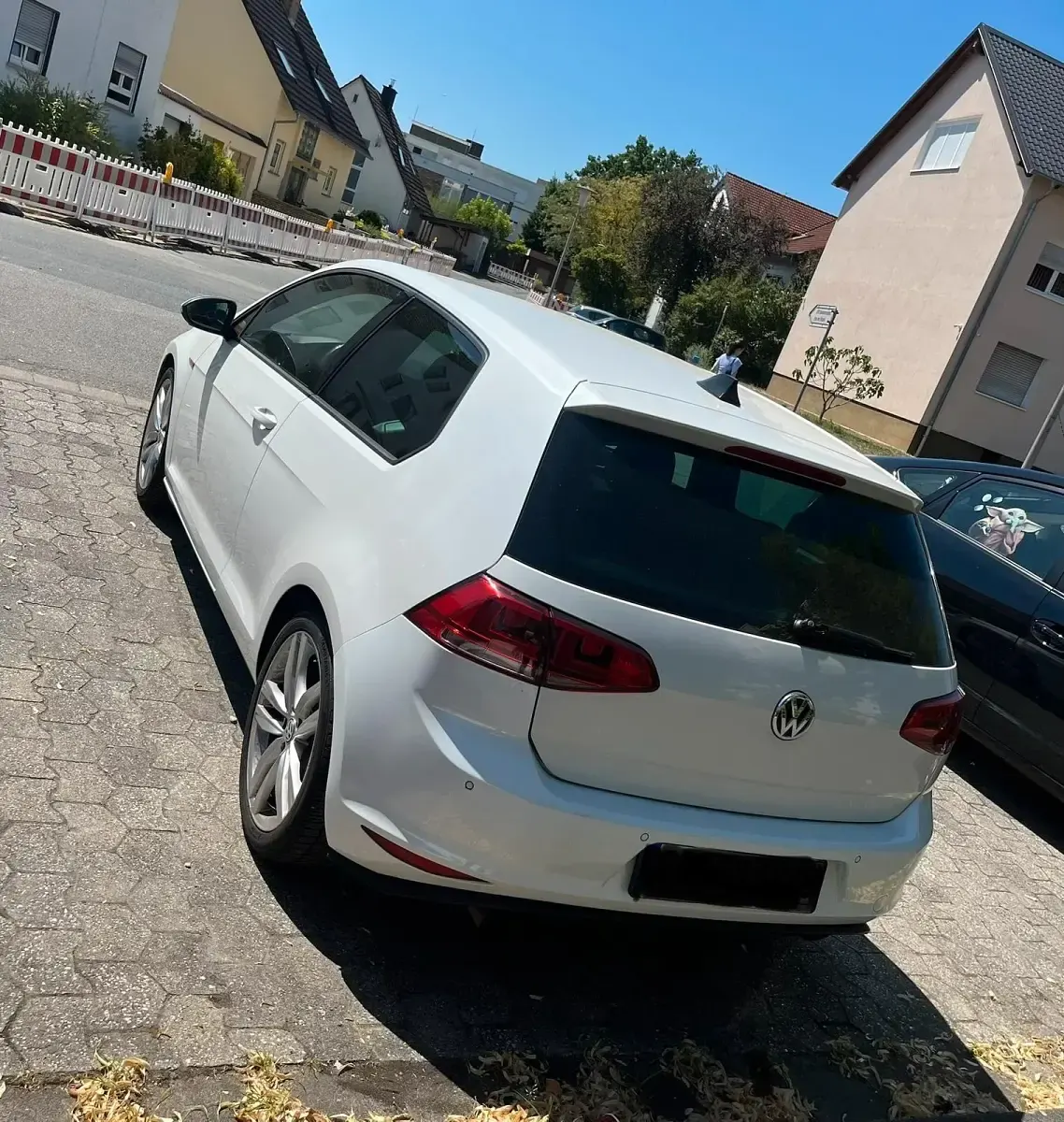 Gebraucht VW Golf VII Highline 122 PS (89 kW) 2013 Weiß Limousine
