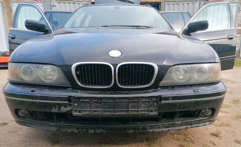Schwarz Gebraucht 2004 BMW 525 Kombi | 1.200 € (Superpreis) - Bild 1/4