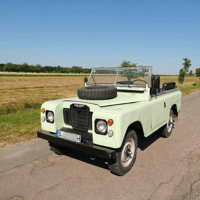 Grün Gebraucht 1978 Land Rover 88 SUV | 18.300 € - Bild 1/4