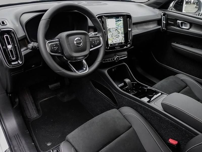 Gebraucht Volvo C40 Ultimate 185 kW (252 PS) 2024 Weiß SUV