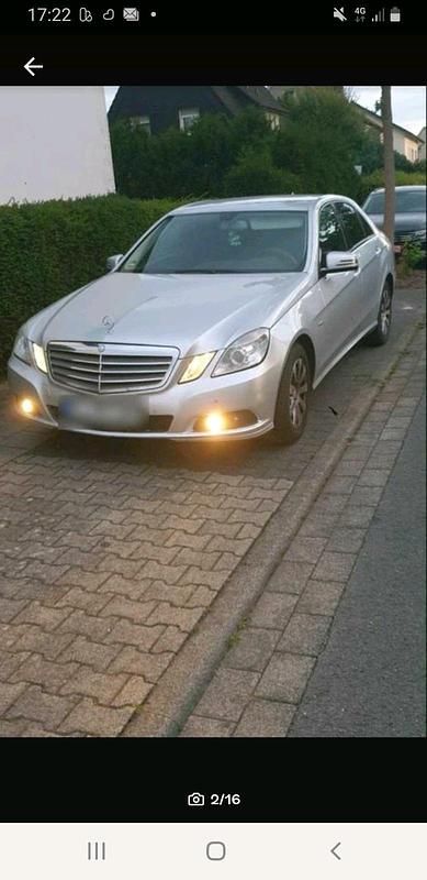 Gebraucht Mercedes 220 170 PS (125 kW) 2011 Silber Limousine