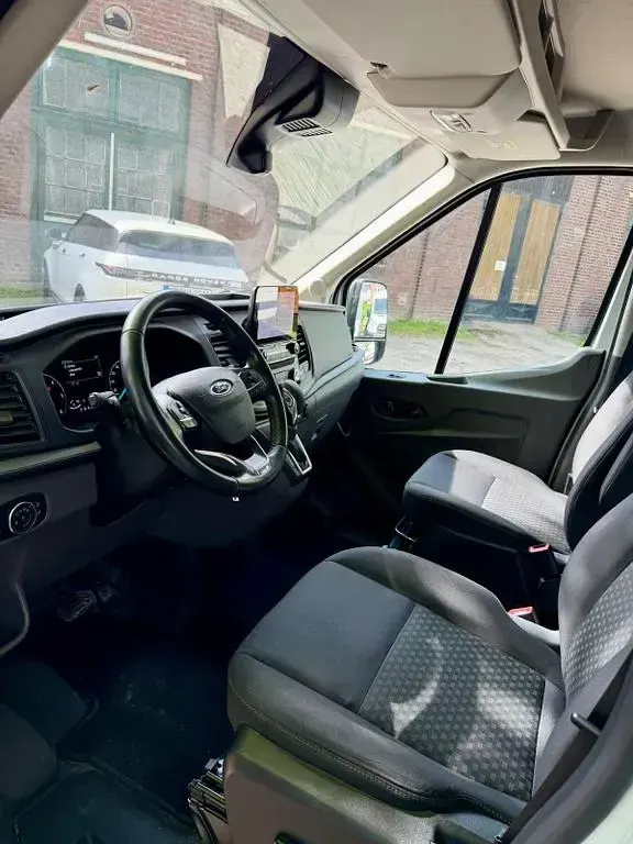 Używany Ford Transit 190 KM (139 kW) 2018 Biały Minivan