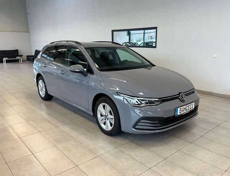 Grau Gebraucht 2022 VW Golf VIII Life Kombi | 20.490 € (Guter Preis) - Bild 1/3