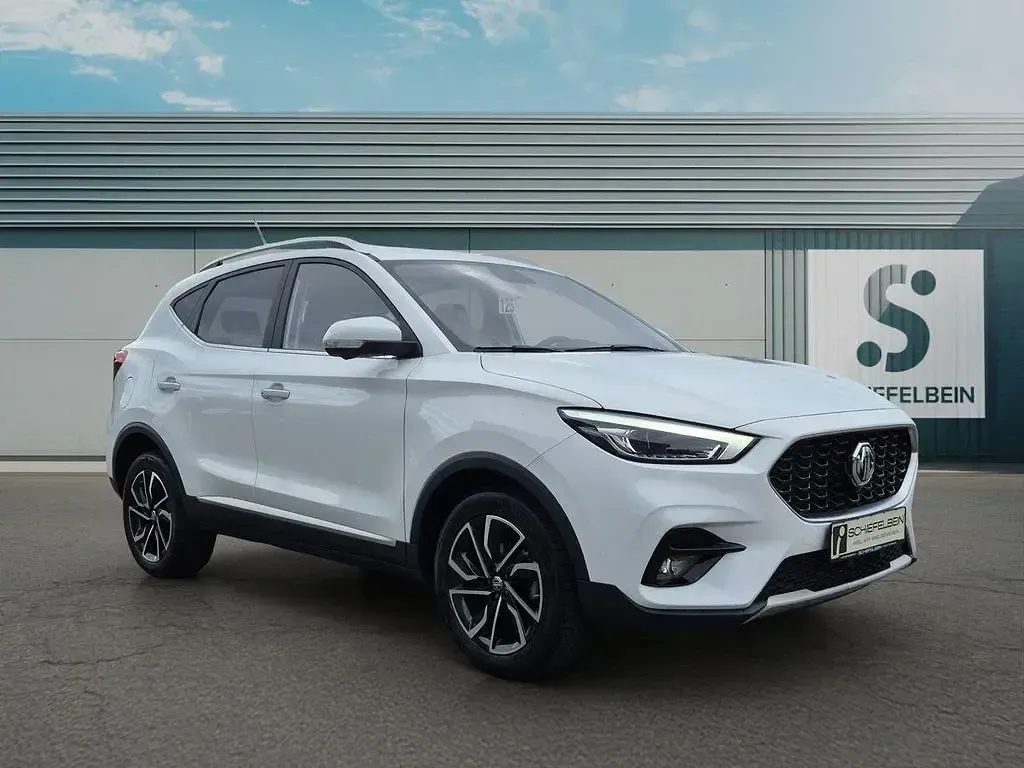 Gebraucht MG ZS Luxury 111 PS (81 kW) 2024 Dover white (wsb) SUV