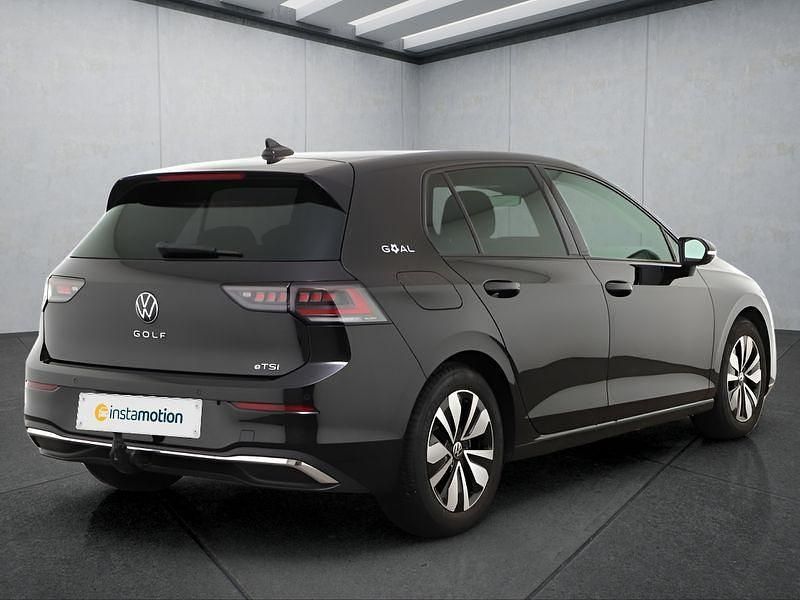Gebraucht VW Golf VIII 150 PS (110 kW) 2025 Schwarz Kleinwagen