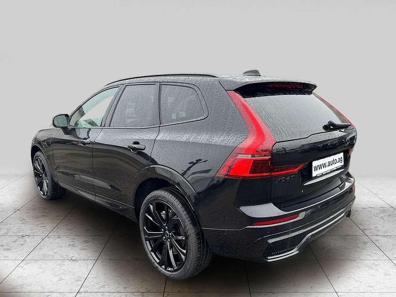 Neu Volvo XC60 Plus 349 PS (256 kW) 2025 Onyx black SUV