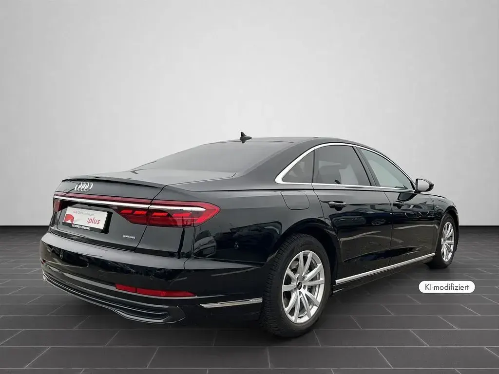 Gebraucht Audi A8 Ambiente 286 PS (210 kW) 2023 Brillantschwarz Limousine