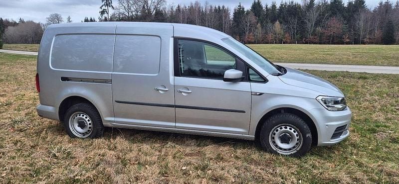 Gebraucht VW Caddy Maxi 122 PS (89 kW) 2020 Silber Van / Kleinbus