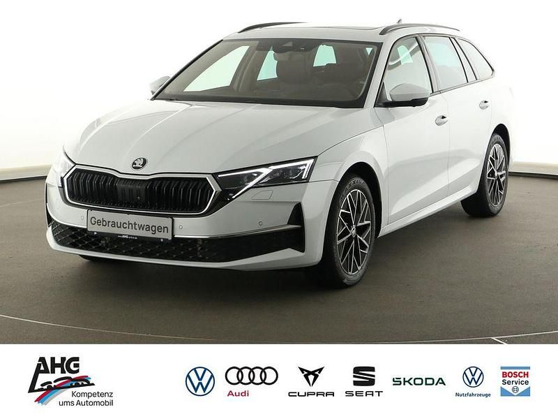 Weiß Gebraucht 2025 Skoda Octavia Selection Kombi | 34.790 € (Fairer Preis) - Bild 1/4