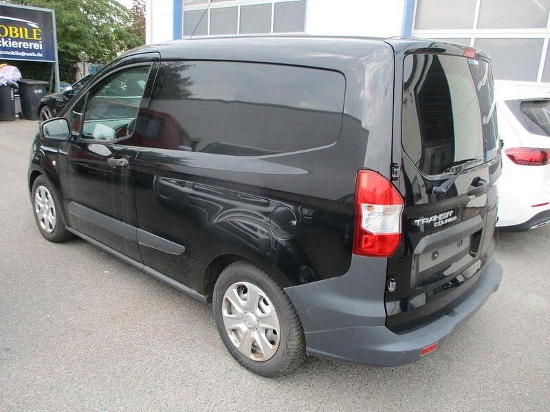 Gebraucht Ford Transit Trend 101 PS (74 kW) 2019 Schwarz Limousine
