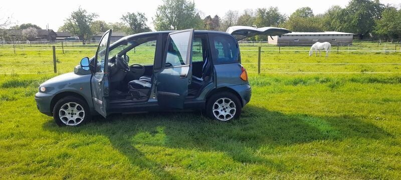 Gebraucht 2004 Fiat Multipla Van / Kleinbus | 2.490 € - Bild 1/4
