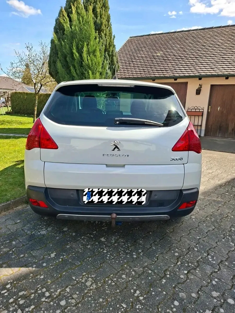 Gebraucht Peugeot 3008 153 PS (112 kW) 2012 Weiß Kombi