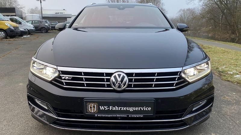 Gebraucht VW Passat Highline 239 PS (175 kW) 2015 Schwarz Kombi