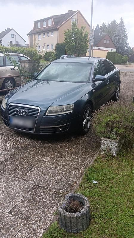 Blau Gebraucht 2006 Audi A6 Limousine | 2.200 € (Superpreis) - Bild 1/4