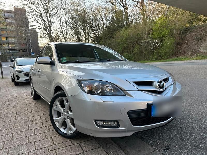Silber Gebraucht 2009 Mazda 3 Inclusive Limousine | 4.200 € (Etwas zu teuer) - Bild 1/4