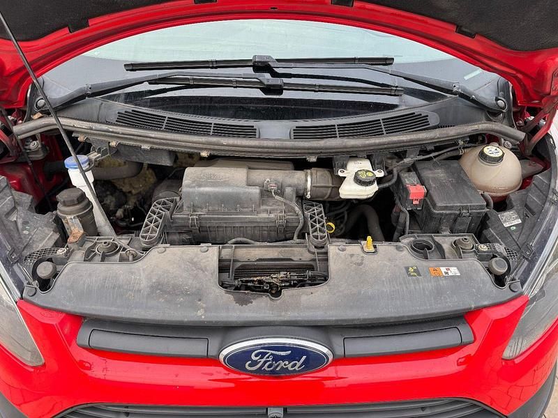 Gebraucht Ford Transit Custom 101 PS (74 kW) 2014 Rot Kombi