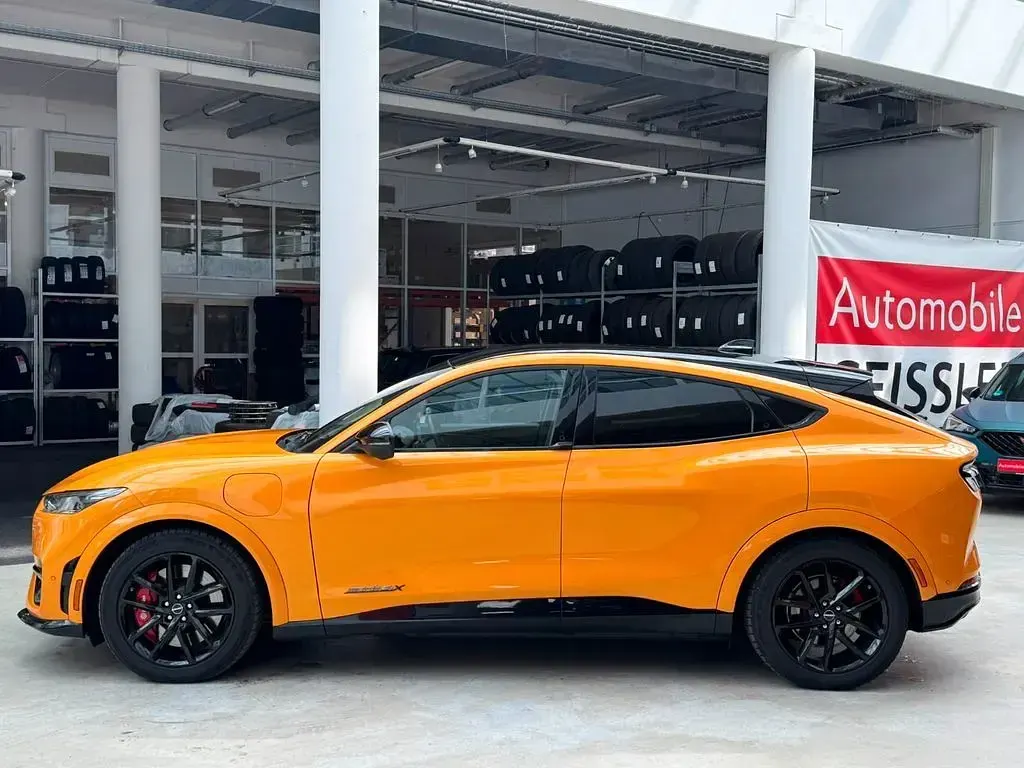 Gebraucht Ford Mustang Mach-E GT 358 kW (487 PS) 2022 Gelb SUV