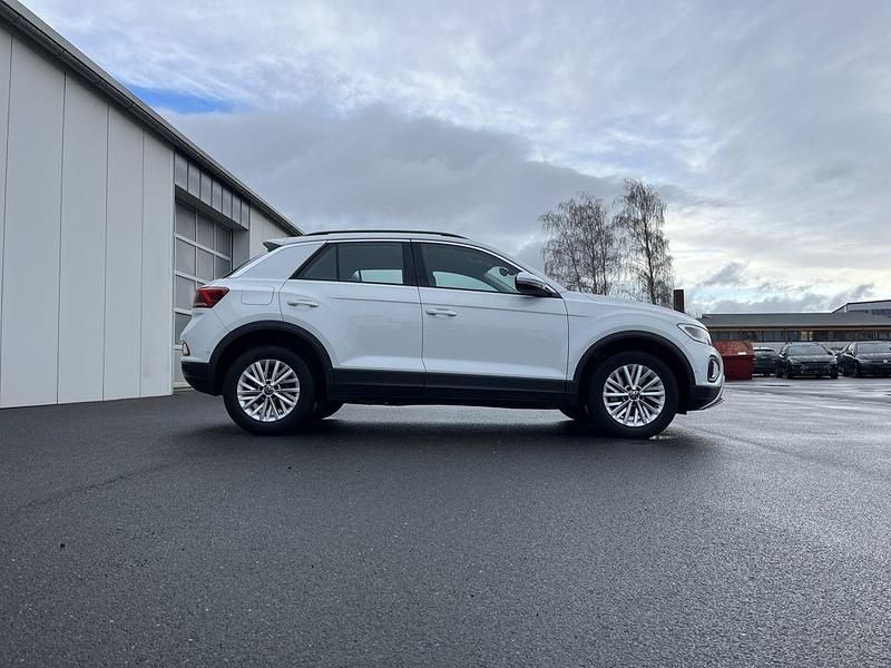 Gebraucht VW T-Roc Life 150 PS (110 kW) 2022 Weiß SUV