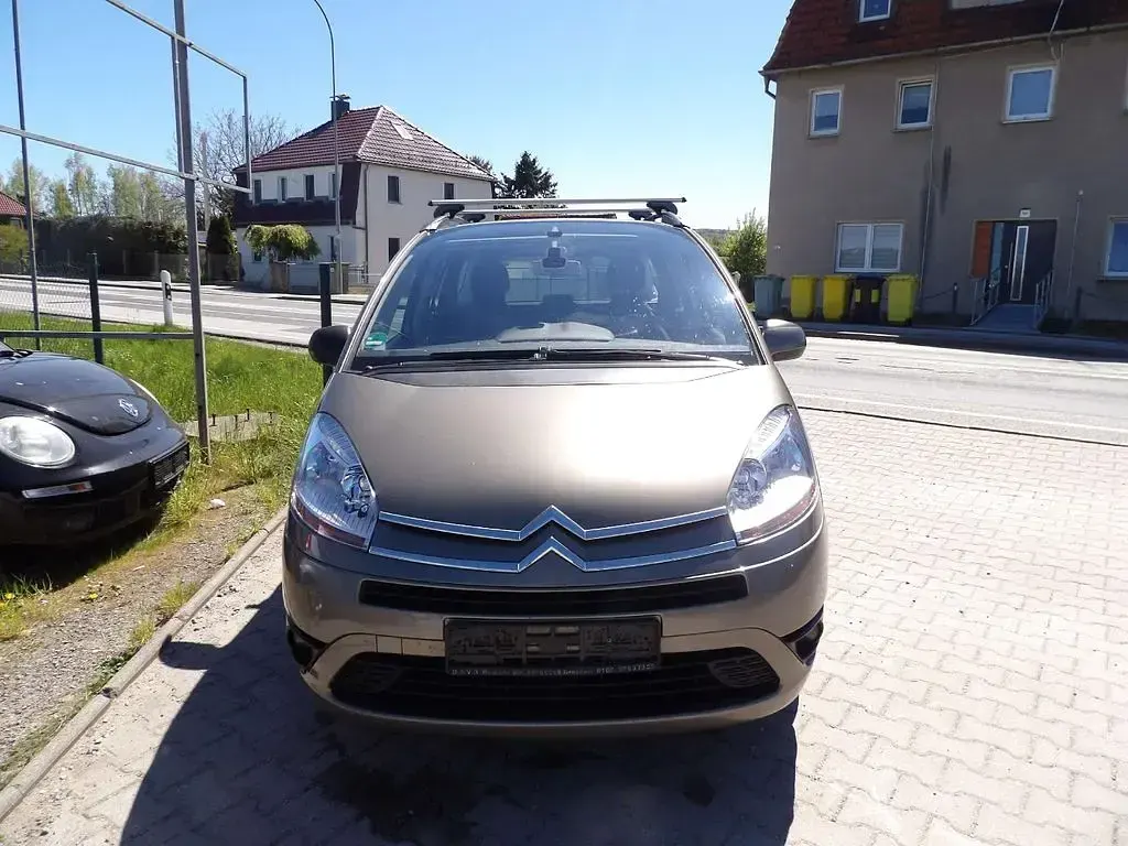 Gebraucht Citroën Grand C4 Picasso Tendance 125 PS (91 kW) 2008 Braun Van / Kleinbus