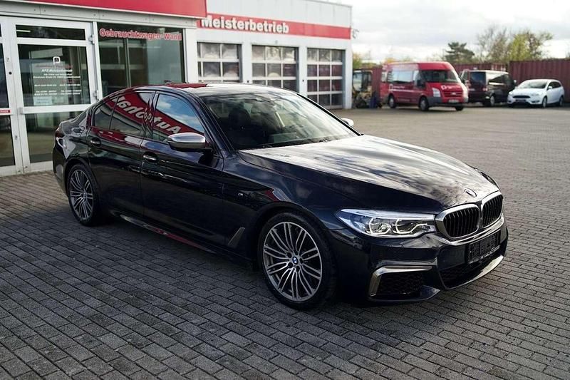 Gebraucht BMW 550 462 PS (339 kW) 2017 Carbonschwarz Limousine