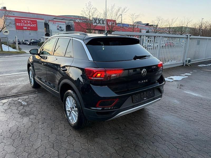 Gebraucht VW T-Roc Life 150 PS (110 kW) 2025 Schwarz SUV