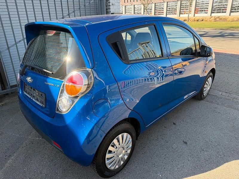 Usata Chevrolet Spark 68 CV (50 kW) 2011 Blu Utilitaria