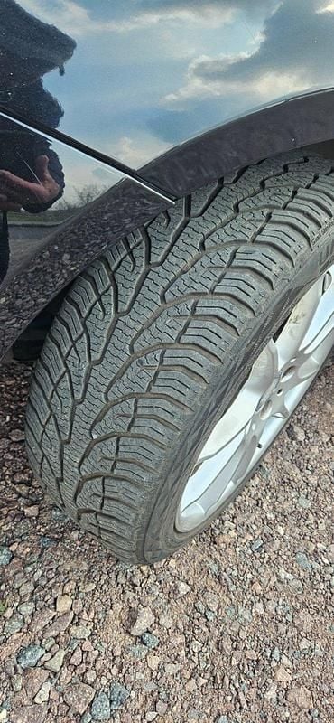 Gebraucht Mercedes B200 140 PS (102 kW) 2011 Schwarz Van / Kleinbus