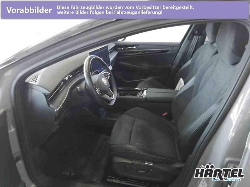 Gebraucht VW ID.7 Pro 210 kW (286 PS) 2025 Mondsteingrau (grey), solid Kombi
