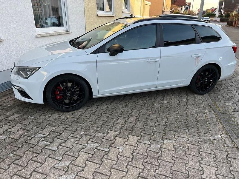 Gebraucht Seat Leon ST CUPRA 300 PS (220 kW) 2018 Weiß Kombi