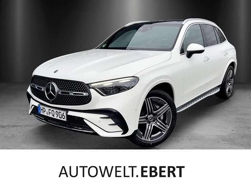 Weiß Gebraucht 2023 Mercedes GLC400d AMG line SUV | 67.880 € (Etwas zu teuer) - Bild 1/4