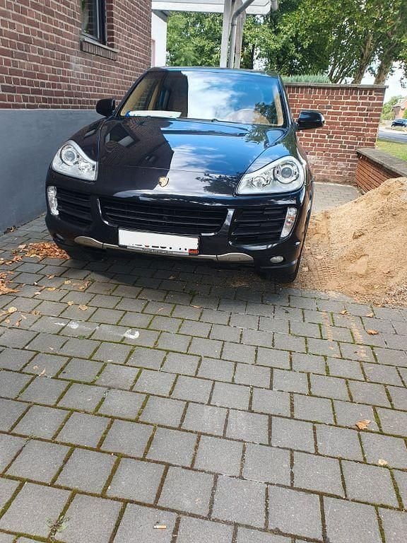 Second-hand Porsche Cayenne 300 CP (220 kW) 2007 Negru SUV