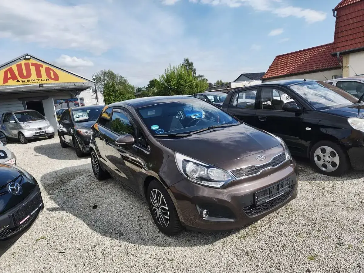 Brugt Kia Rio 86 HK (63 kW) 2012 Brun Hatchback