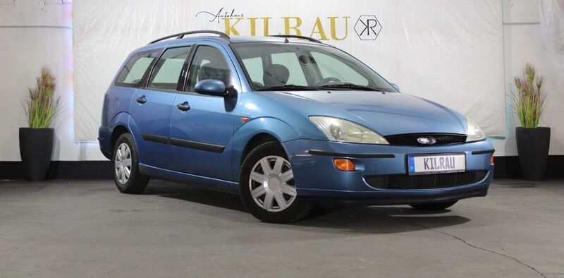Gebraucht Ford Focus Futura 116 PS (85 kW) 2000 Blau Kombi