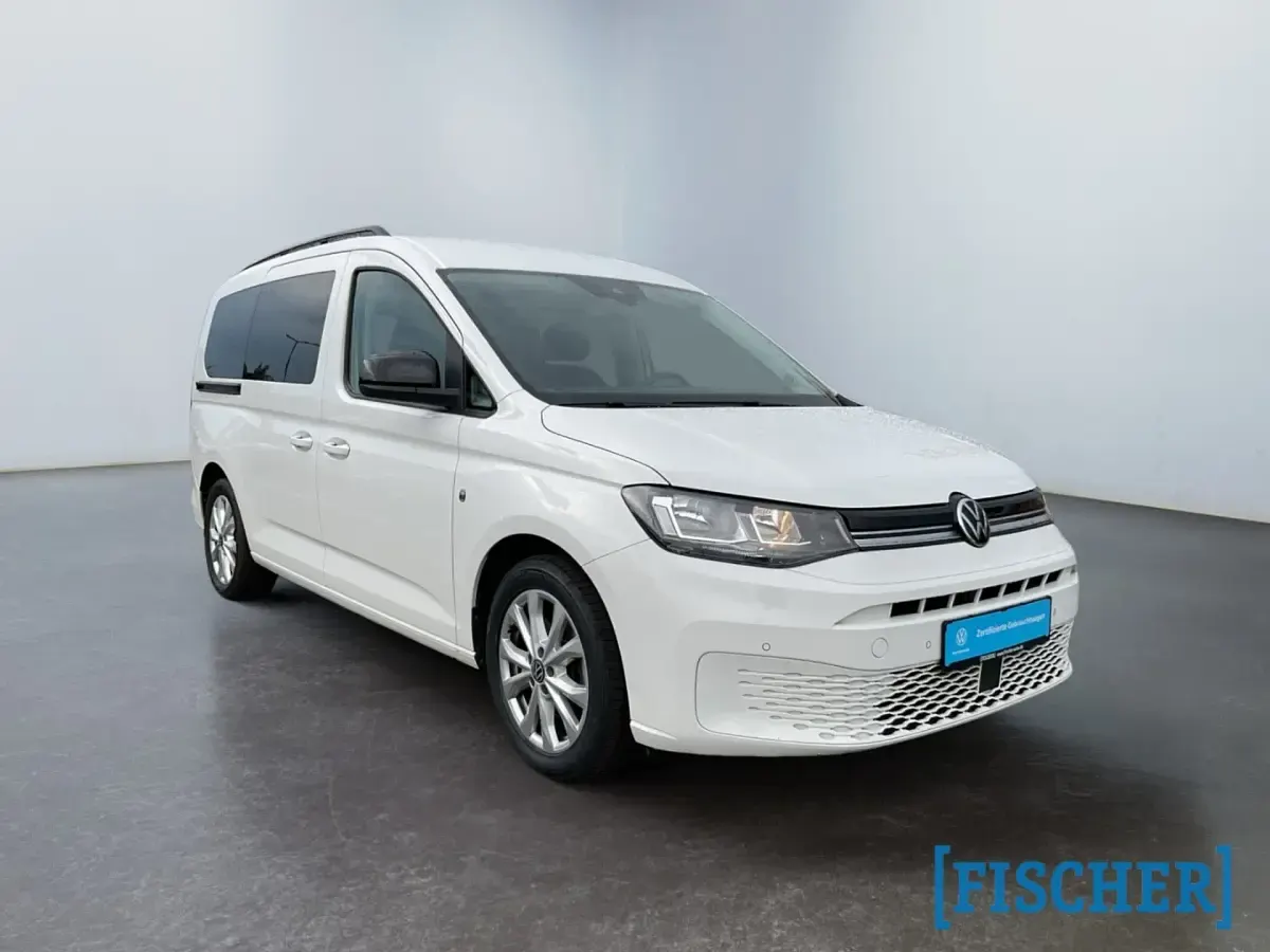 Gebraucht VW Caddy Life 102 PS (75 kW) 2023 Weiss Van / Kleinbus