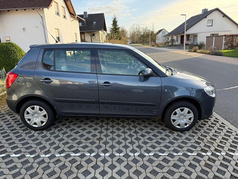 Gebraucht Skoda Fabia 86 PS (63 kW) 2009 Grau Limousine