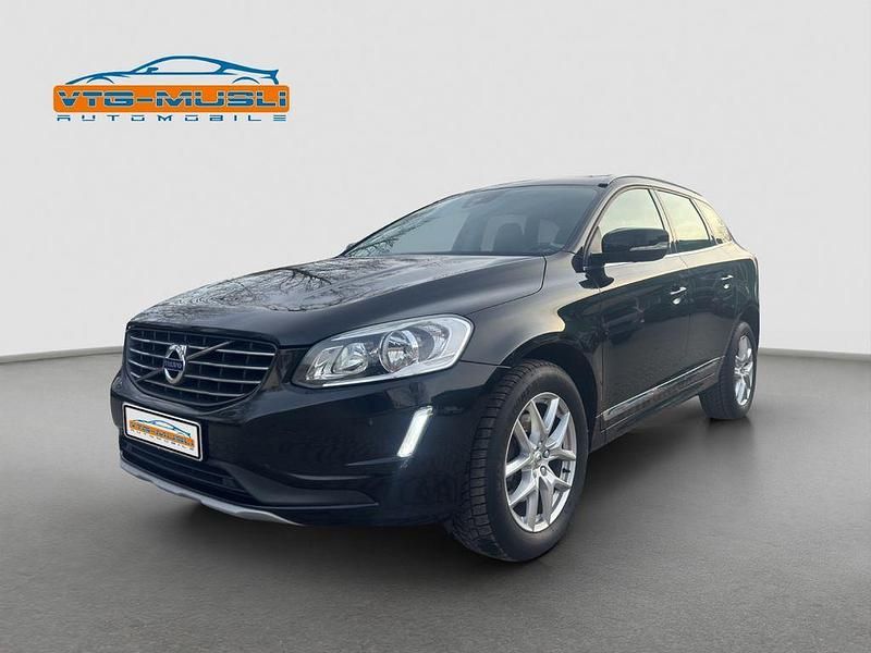 Schwarz Gebraucht 2016 Volvo XC60 Summum SUV | 18.388 € (Fairer Preis) - Bild 1/4
