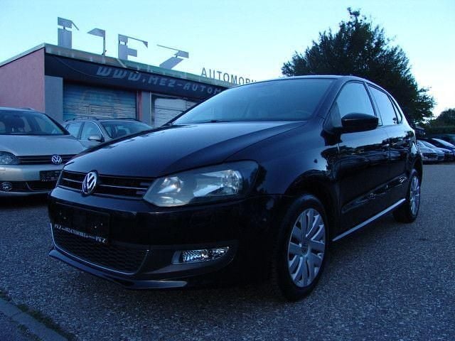 Deep black perleffekt Gebraucht 2011 VW Polo Style Limousine | 5.300 € (Guter Preis) - Bild 1/4