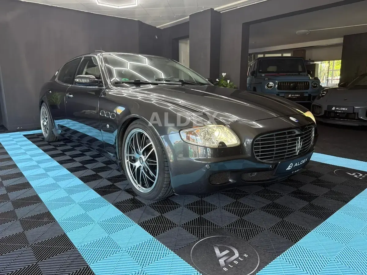 Gebraucht Maserati Quattroporte 400 PS (294 kW) 2007 Grau Limousine
