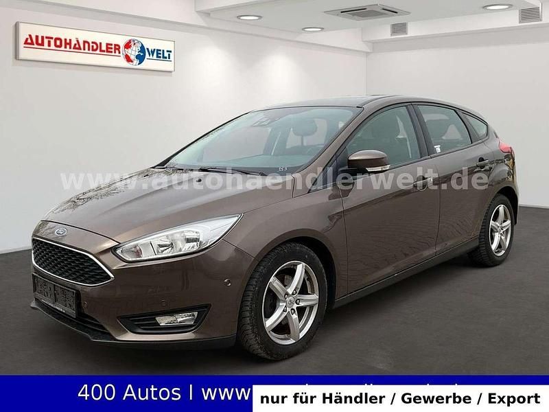 Usata Ford Focus 120 CV (88 kW) 2016 Marrone Berlina