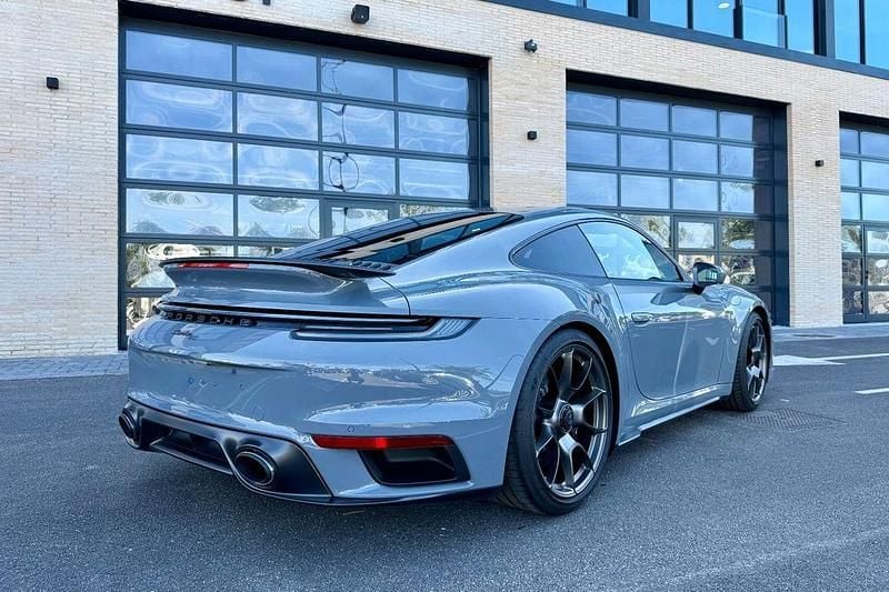 Neu Porsche 911 Turbo 650 PS (478 kW) 2025 Grau