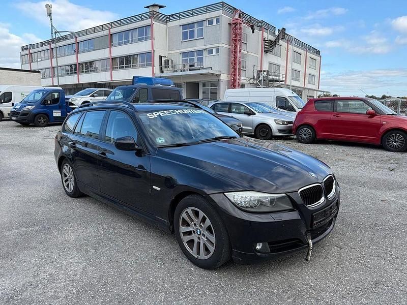 Gebraucht BMW 320 Exclusive 170 PS (125 kW) 2009 Kombi