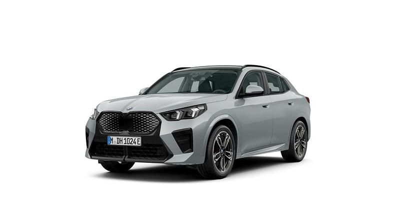 Neu BMW iX2 Luxury Line 230 kW (313 PS) 2025 SUV