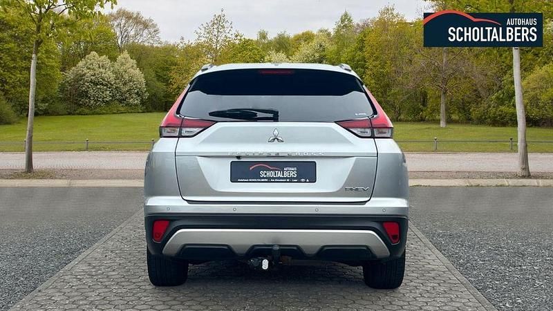 Gebraucht Mitsubishi Eclipse Cross Edition 188 PS (138 kW) 2021 Silber SUV