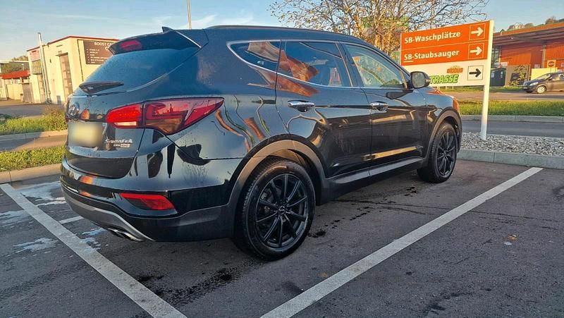 Gebraucht Hyundai Santa Fe 200 PS (147 kW) 2017 Schwarz SUV
