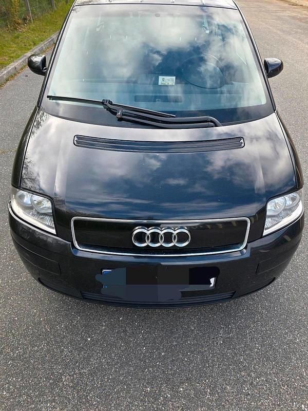 Begagnad Audi A2 75 HK (55 kW) 2003 Svart Halvkombi