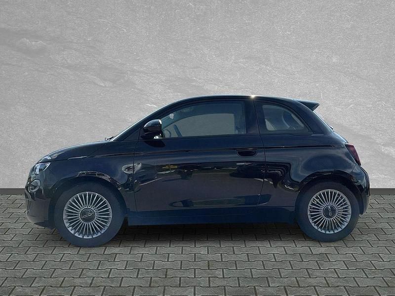 Gebraucht Fiat 500e Icon 69 kW (95 PS) 2023 Schwarz Limousine