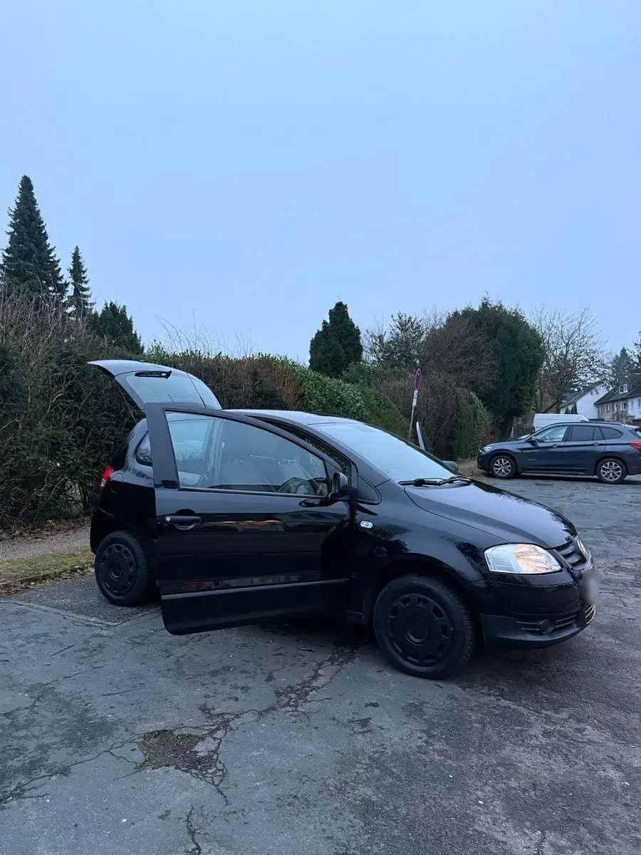 Brugt VW Fox 54 HK (39 kW) 2007 Sort Hatchback